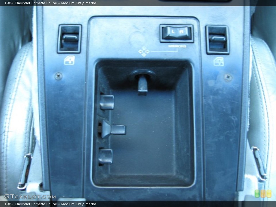 Medium Gray Interior Controls for the 1984 Chevrolet Corvette Coupe #77855052