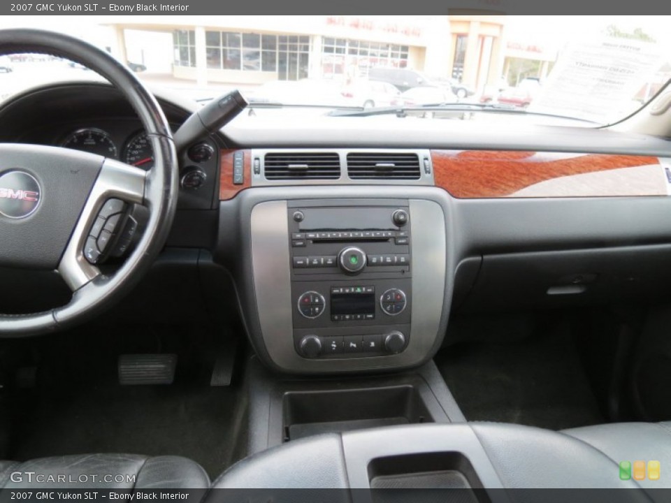 Ebony Black Interior Dashboard for the 2007 GMC Yukon SLT #77855688