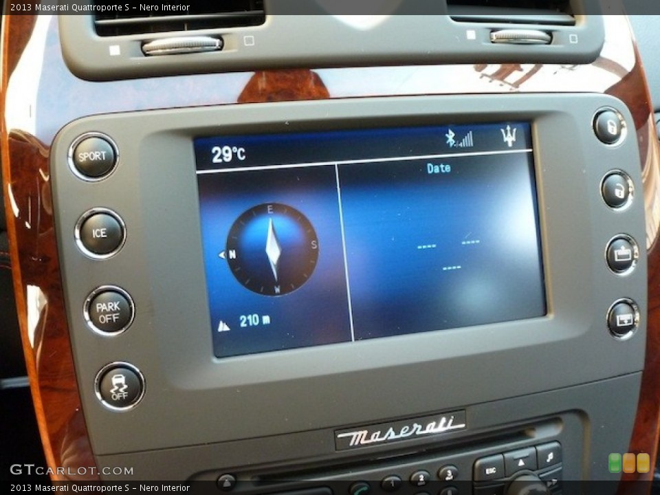 Nero Interior Navigation for the 2013 Maserati Quattroporte S #77855700