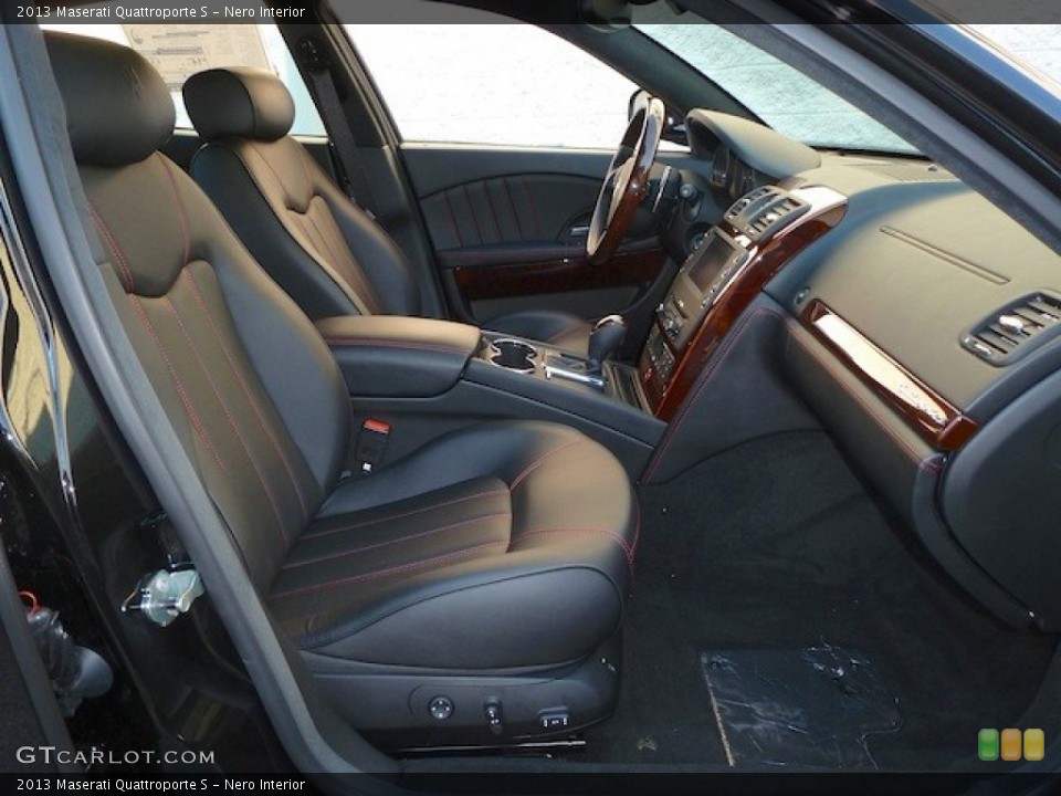 Nero Interior Front Seat for the 2013 Maserati Quattroporte S #77855856