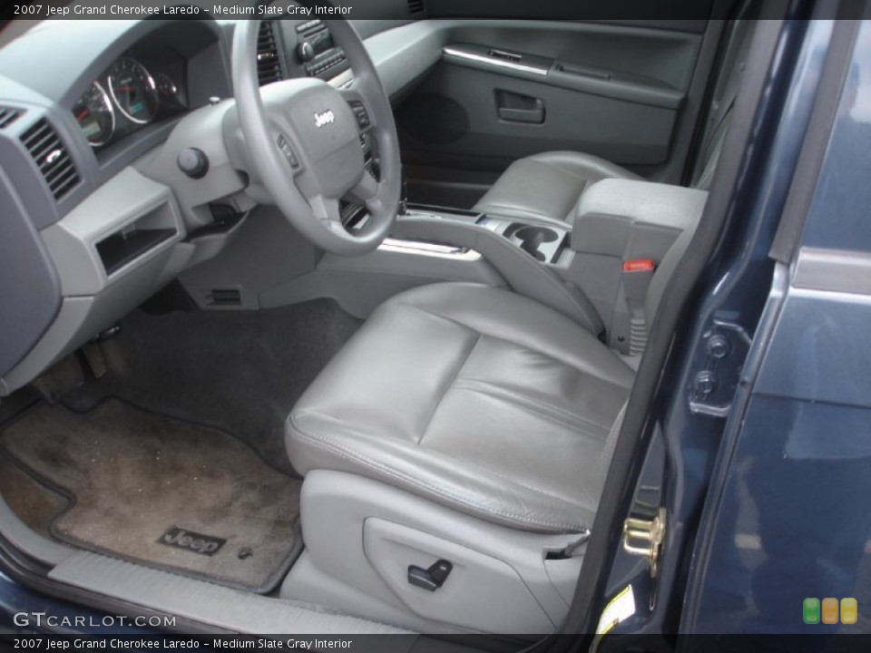 Medium Slate Gray Interior Photo for the 2007 Jeep Grand Cherokee Laredo #77857153
