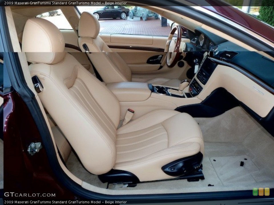 Beige Interior Photo for the 2009 Maserati GranTurismo  #77858373