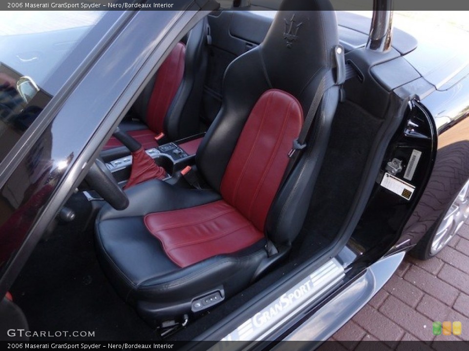 Nero/Bordeaux Interior Front Seat for the 2006 Maserati GranSport Spyder #77859717