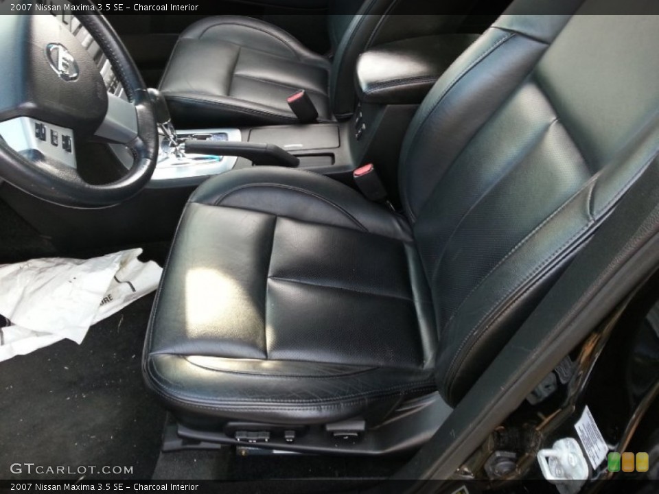 Charcoal Interior Front Seat for the 2007 Nissan Maxima 3.5 SE #77860331