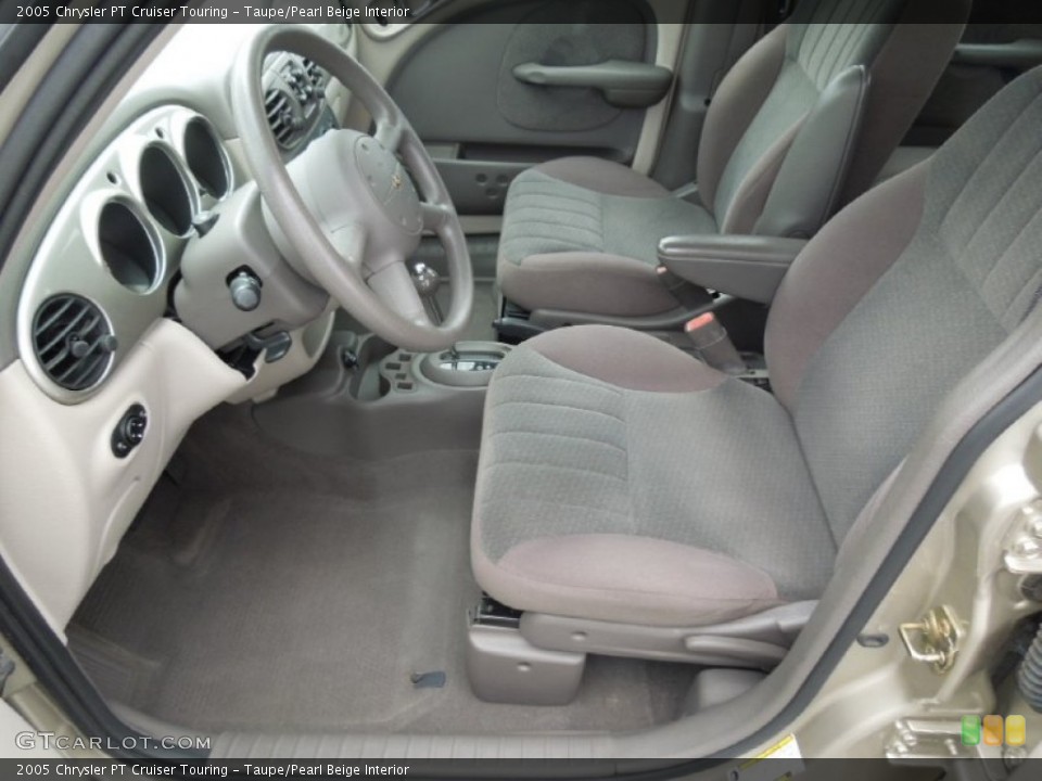 Taupe/Pearl Beige Interior Photo for the 2005 Chrysler PT Cruiser Touring #77869716