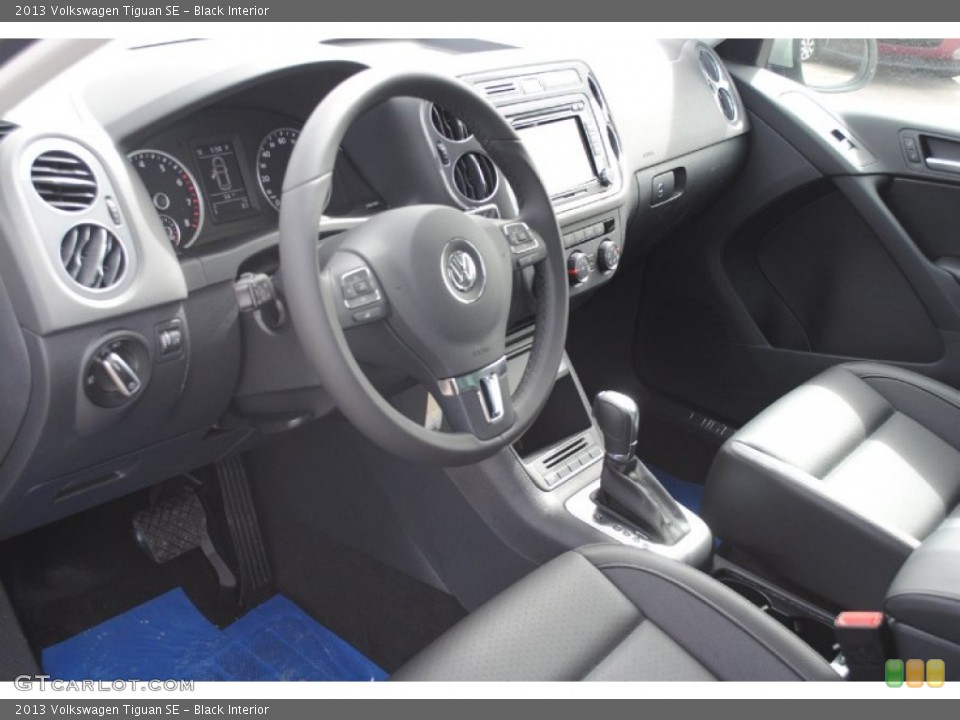 Black Interior Prime Interior for the 2013 Volkswagen Tiguan SE #77871873