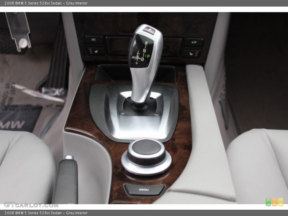 Grey Interior Transmission for the 2008 BMW 5 Series 528xi Sedan #77873037
