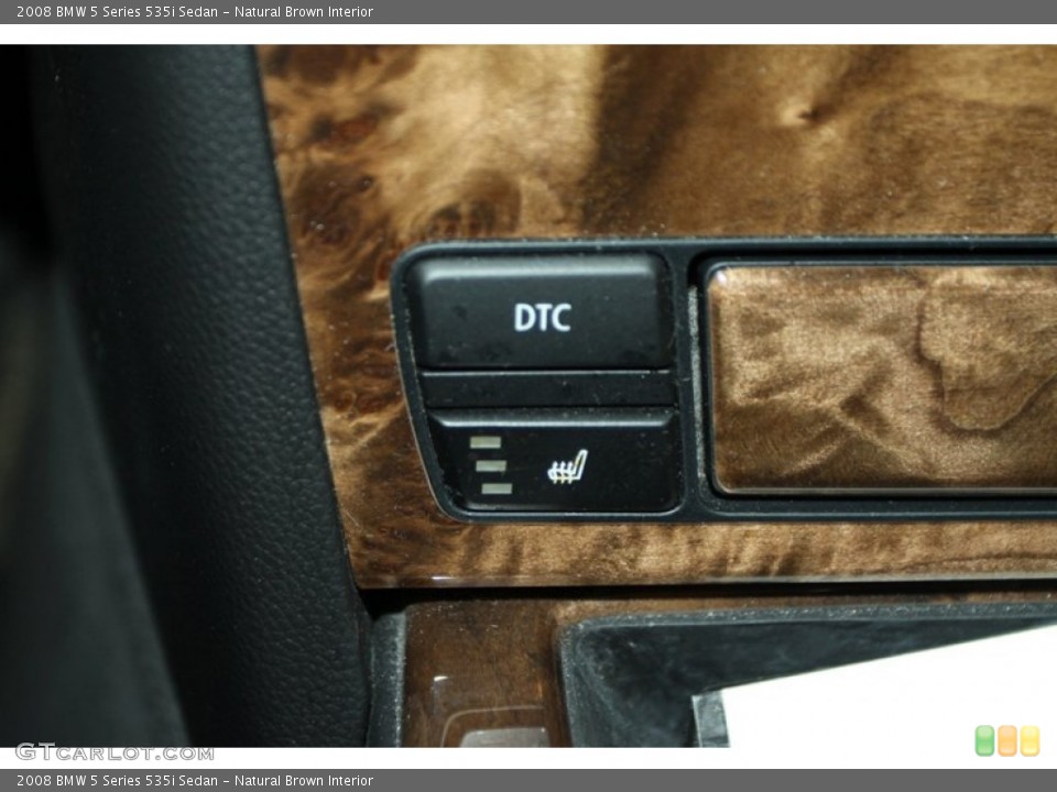 Natural Brown Interior Controls for the 2008 BMW 5 Series 535i Sedan #77873431