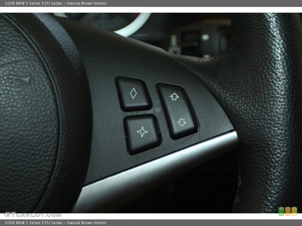Natural Brown Interior Controls for the 2008 BMW 5 Series 535i Sedan #77873508