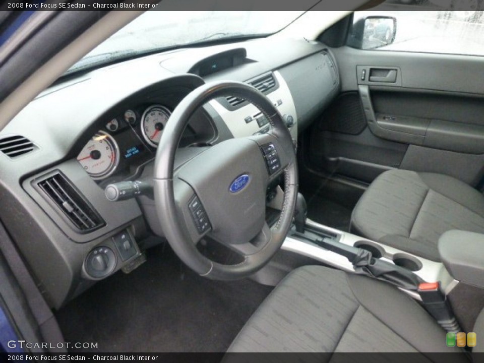 Charcoal Black Interior Photo for the 2008 Ford Focus SE Sedan #77881183