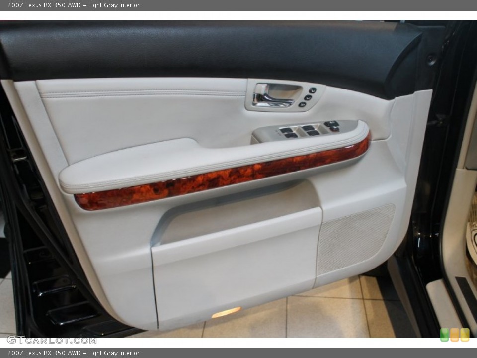 Light Gray Interior Door Panel for the 2007 Lexus RX 350 AWD #77895044