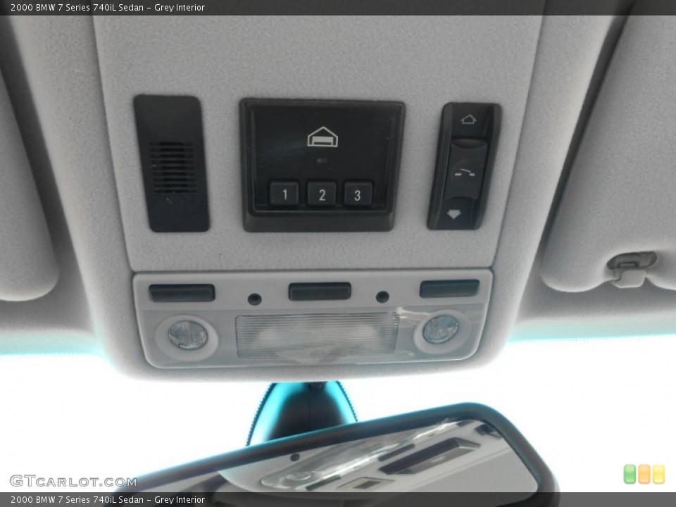 Grey Interior Controls for the 2000 BMW 7 Series 740iL Sedan #77903219