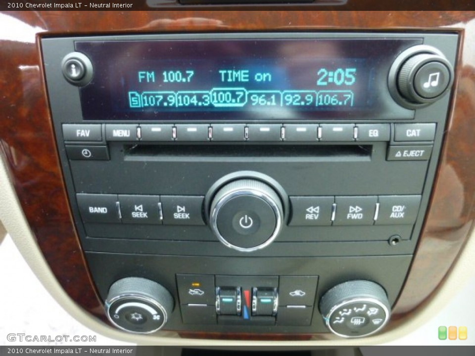 Neutral Interior Controls for the 2010 Chevrolet Impala LT #77904544