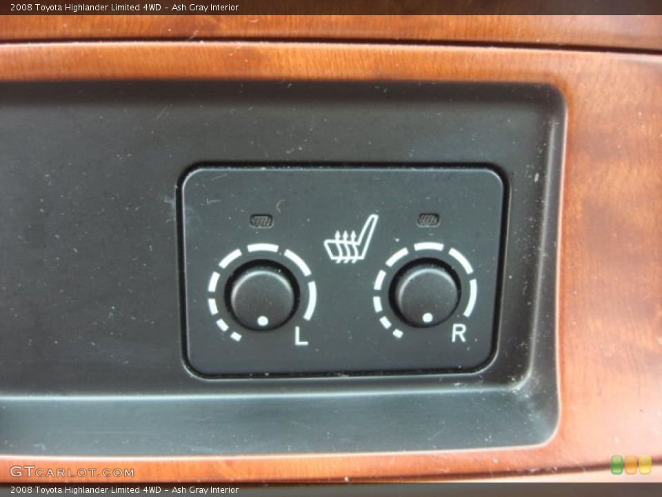 Ash Gray Interior Controls for the 2008 Toyota Highlander Limited 4WD #77907724