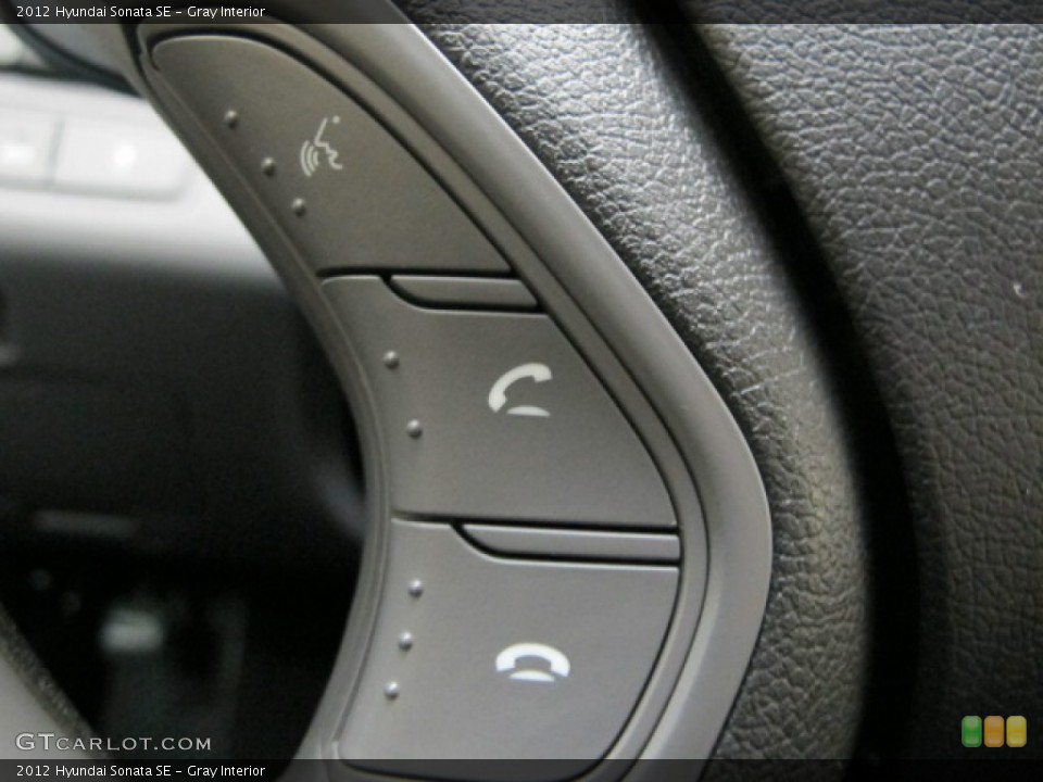 Gray Interior Controls for the 2012 Hyundai Sonata SE #77910259