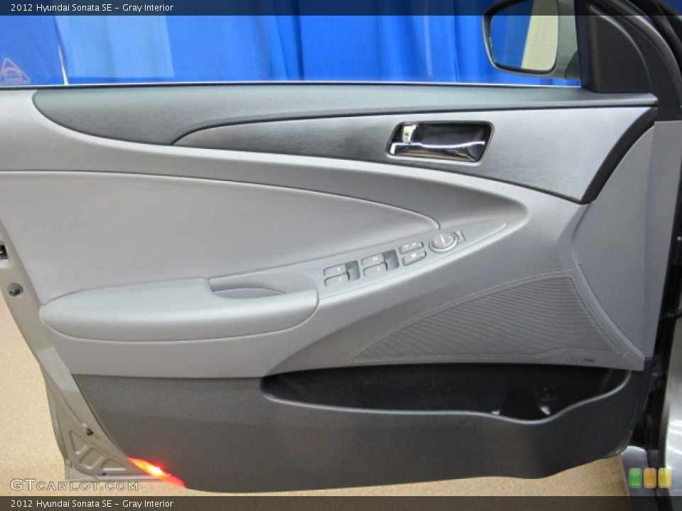 Gray Interior Door Panel for the 2012 Hyundai Sonata SE #77910346