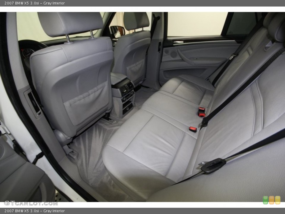 Gray Interior Rear Seat for the 2007 BMW X5 3.0si #77910379