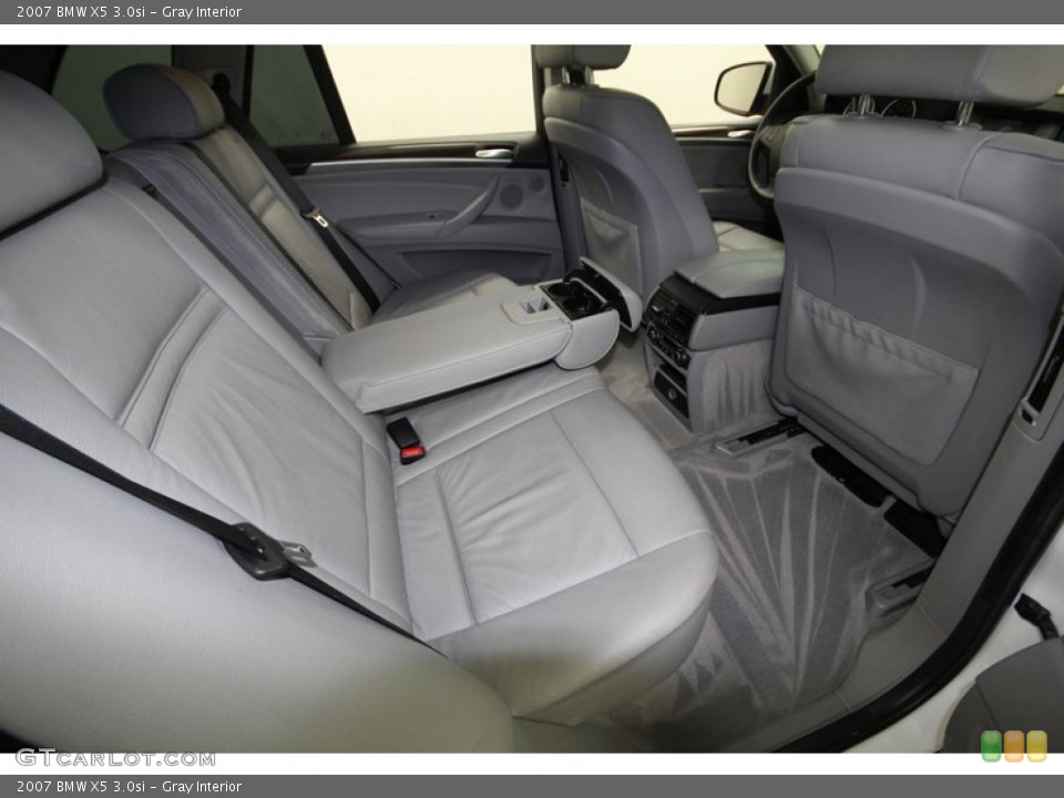 Gray Interior Rear Seat for the 2007 BMW X5 3.0si #77910469