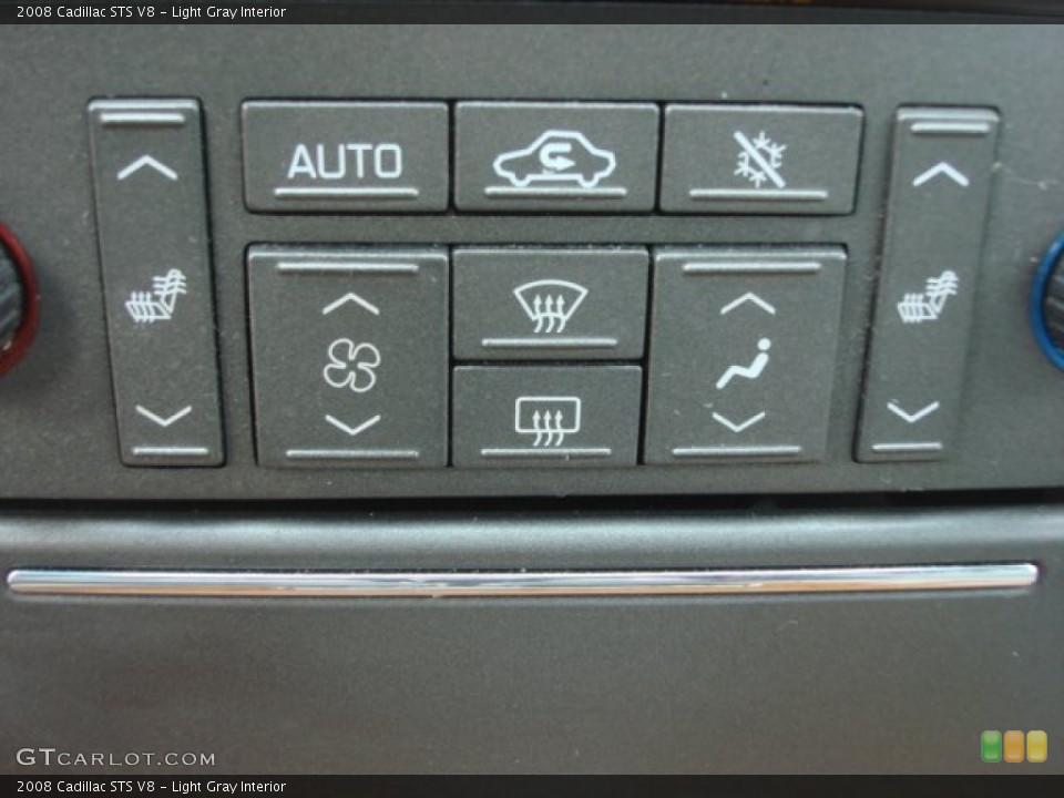 Light Gray Interior Controls for the 2008 Cadillac STS V8 #77913441