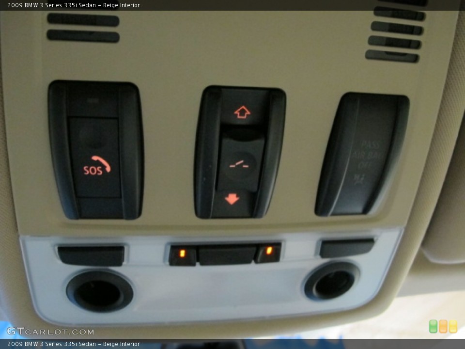 Beige Interior Controls for the 2009 BMW 3 Series 335i Sedan #77913781