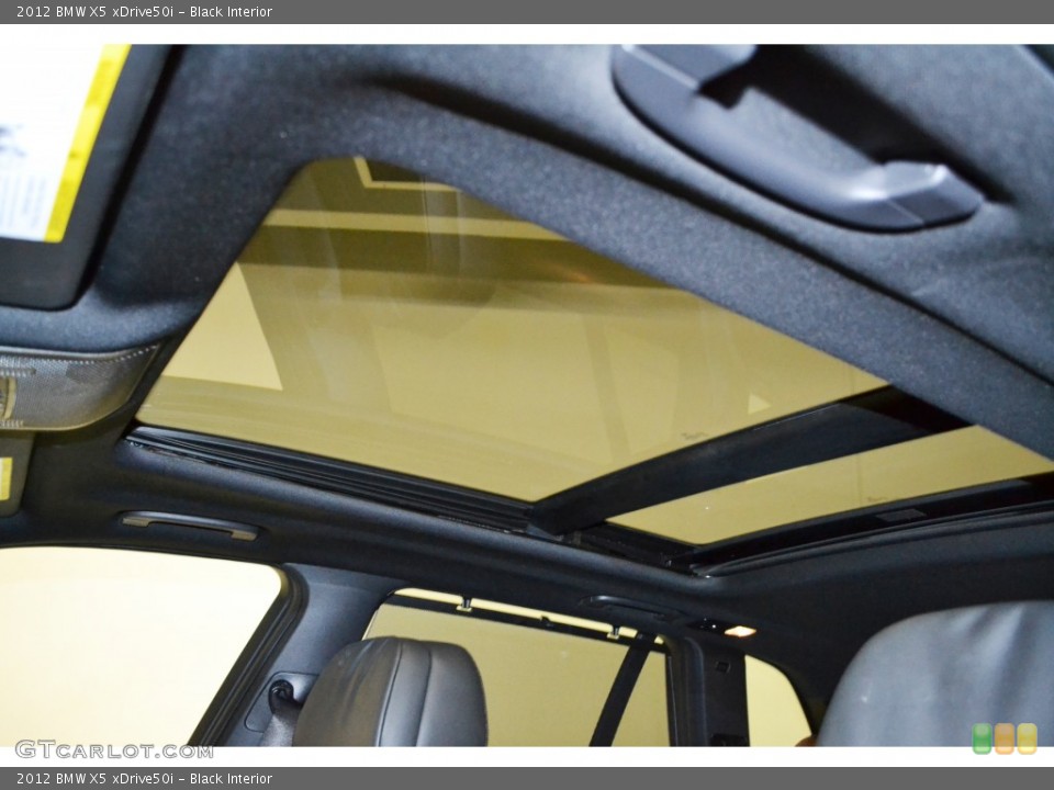 Black Interior Sunroof for the 2012 BMW X5 xDrive50i #77917711