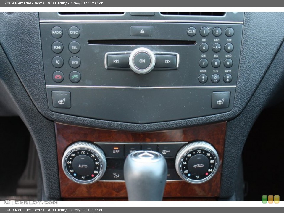 Grey/Black Interior Controls for the 2009 Mercedes-Benz C 300 Luxury #77925993