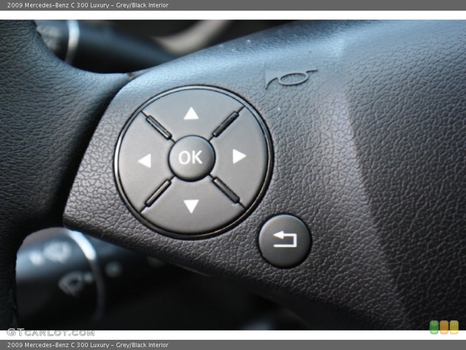 Grey/Black Interior Controls for the 2009 Mercedes-Benz C 300 Luxury #77926135