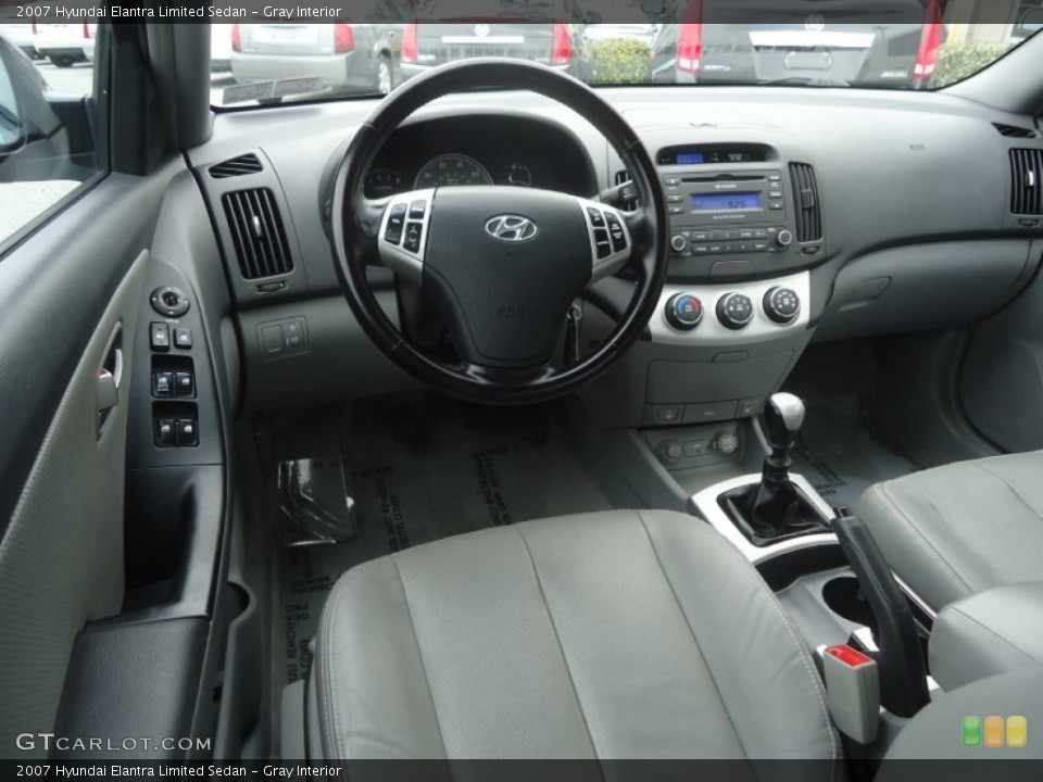 Gray Interior Prime Interior for the 2007 Hyundai Elantra Limited Sedan #77929538