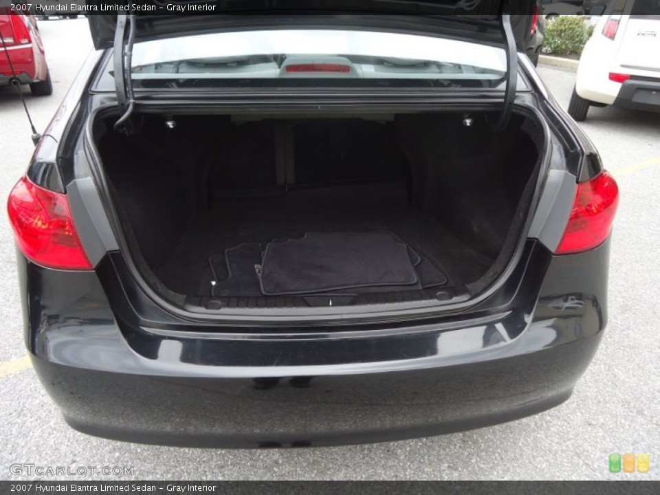 Gray Interior Trunk for the 2007 Hyundai Elantra Limited Sedan #77929809
