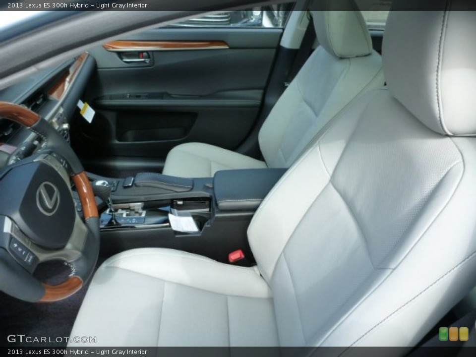 Light Gray Interior Front Seat for the 2013 Lexus ES 300h Hybrid #77932509