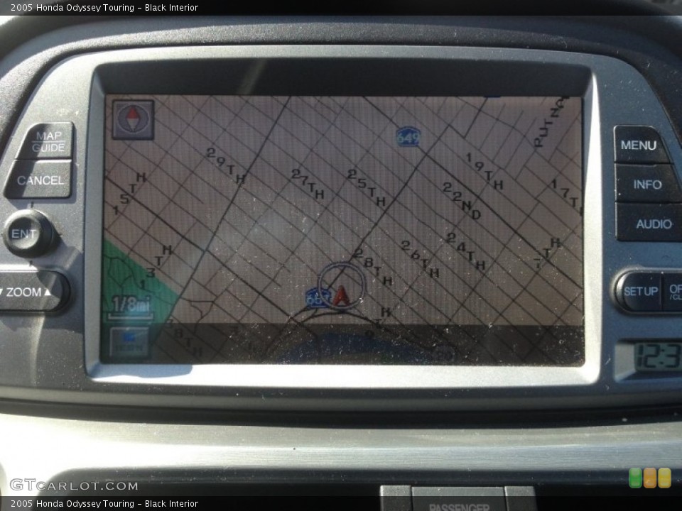 Black Interior Navigation for the 2005 Honda Odyssey Touring #77935893