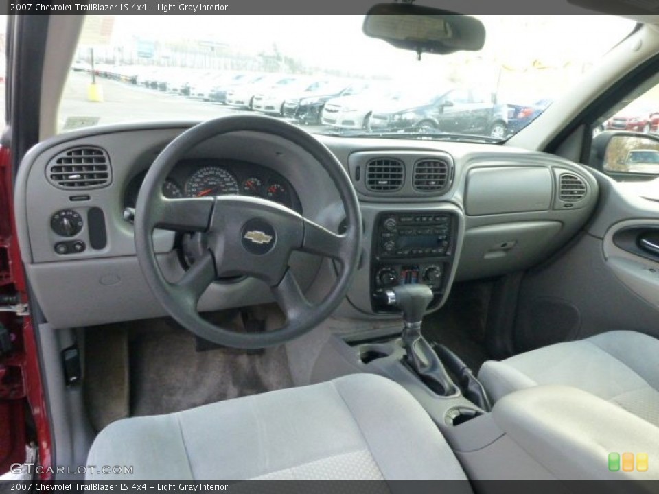 Light Gray Interior Prime Interior for the 2007 Chevrolet TrailBlazer LS 4x4 #77936160