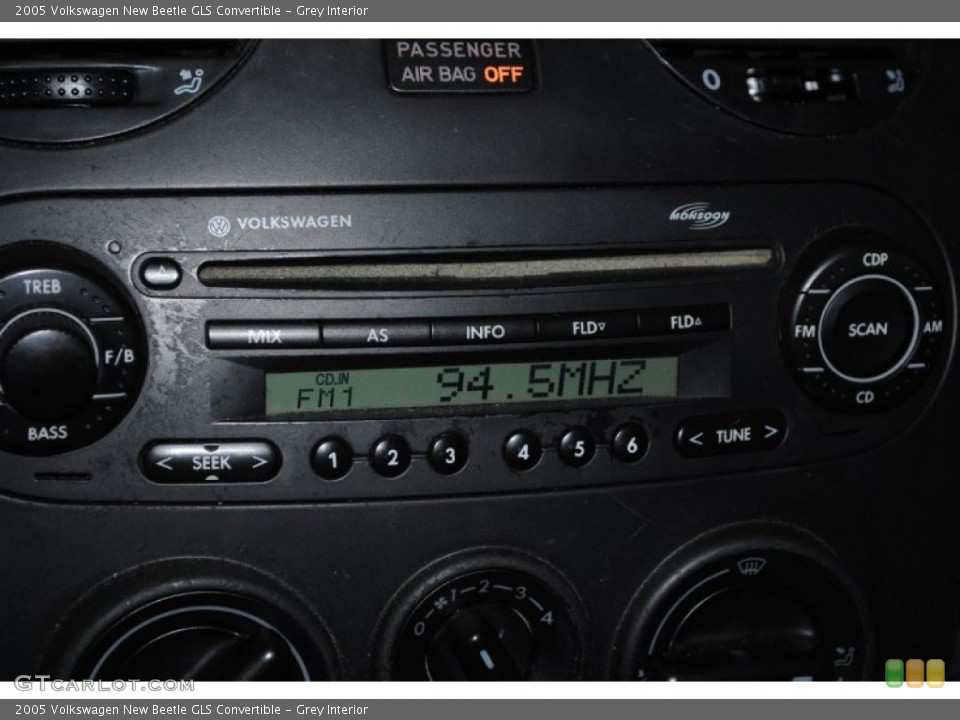 Grey Interior Audio System for the 2005 Volkswagen New Beetle GLS Convertible #77943260