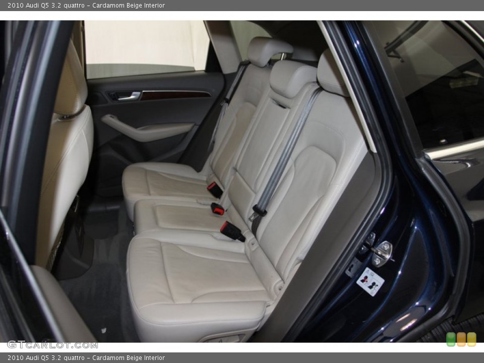 Cardamom Beige Interior Rear Seat for the 2010 Audi Q5 3.2 quattro #77947515