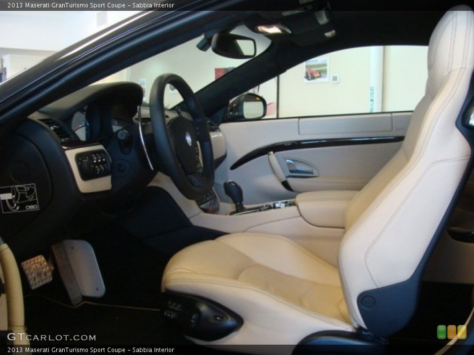 Sabbia Interior Front Seat for the 2013 Maserati GranTurismo Sport Coupe #77948202