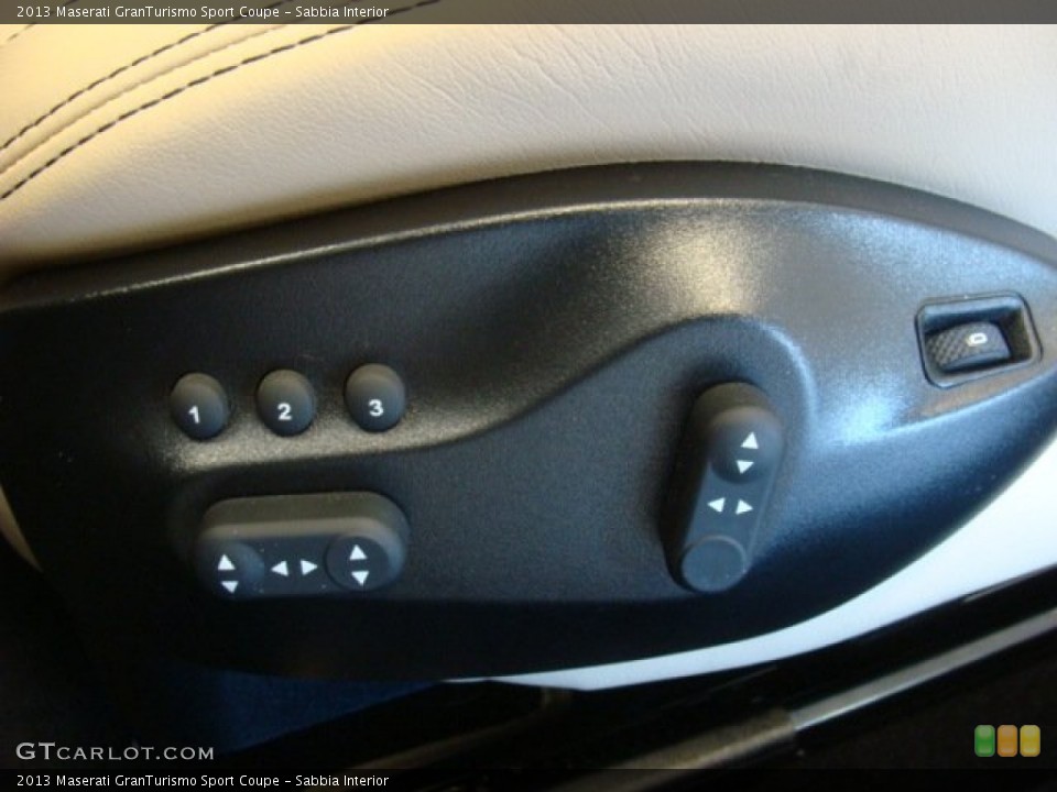 Sabbia Interior Controls for the 2013 Maserati GranTurismo Sport Coupe #77948245