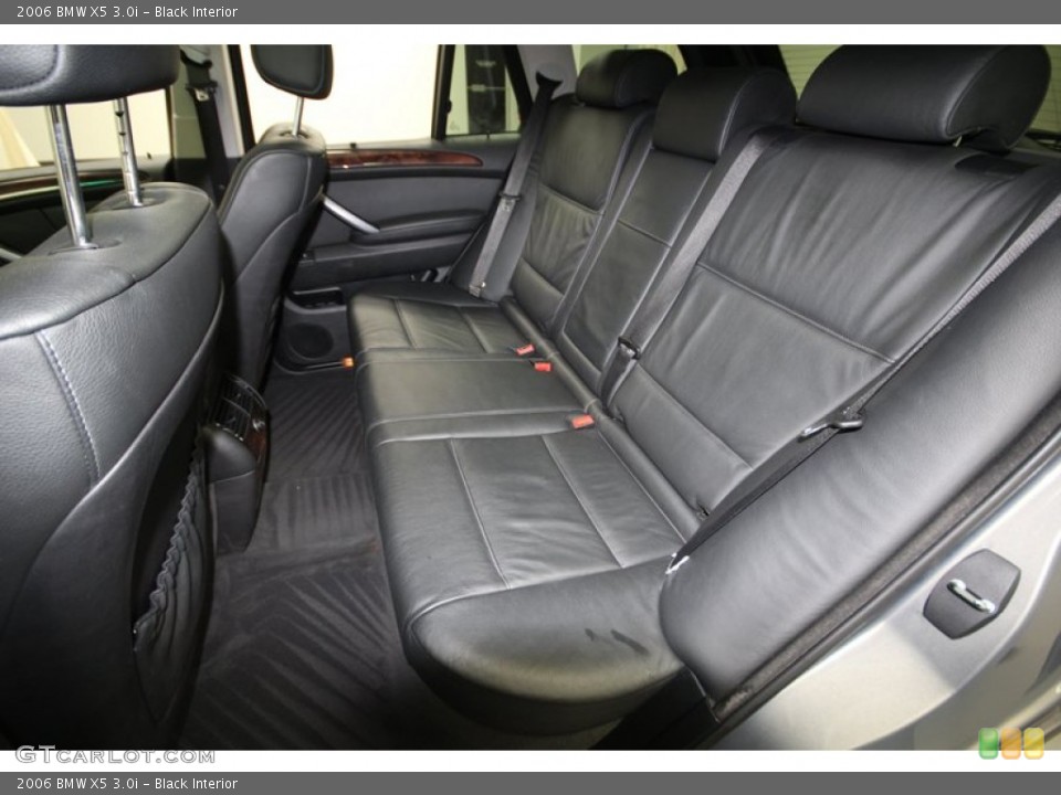 Black Interior Rear Seat for the 2006 BMW X5 3.0i #77950590