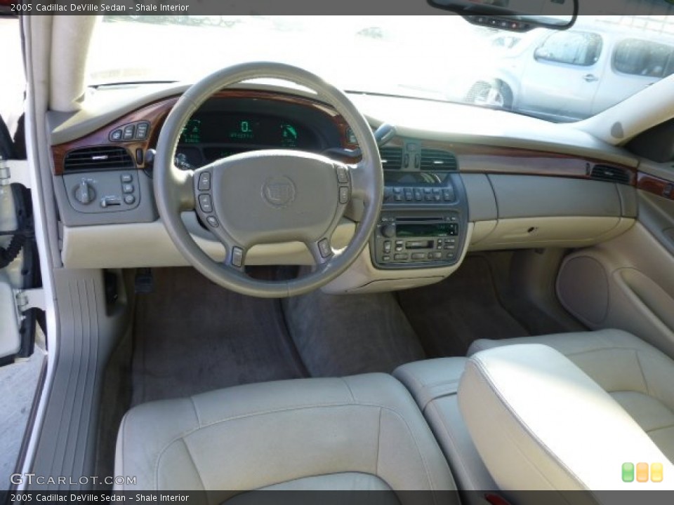 Shale Interior Prime Interior for the 2005 Cadillac DeVille Sedan #77951841