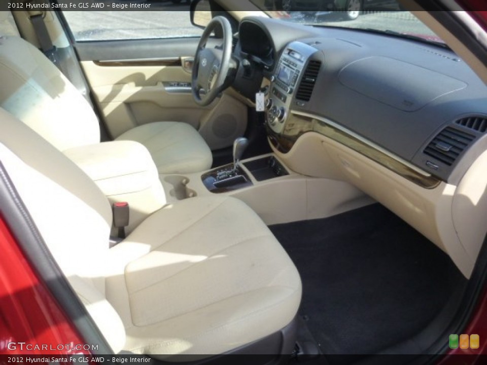 Beige Interior Photo for the 2012 Hyundai Santa Fe GLS AWD #77952564