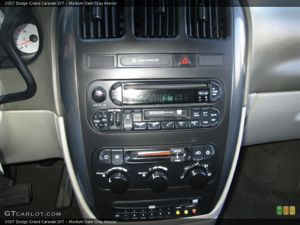 Medium Slate Gray Interior Controls for the 2007 Dodge Grand Caravan SXT #77956770