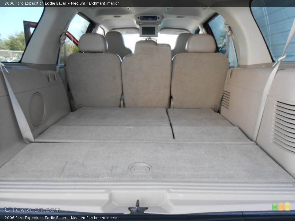 Medium Parchment Interior Trunk for the 2006 Ford Expedition Eddie Bauer #77958594
