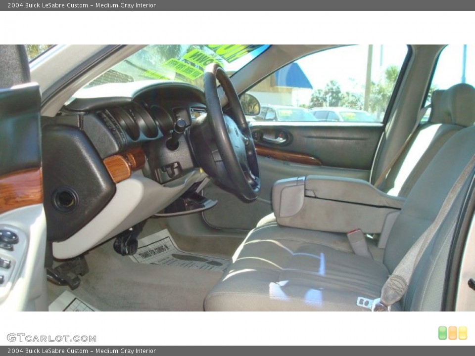 Medium Gray Interior Photo for the 2004 Buick LeSabre Custom #77958824