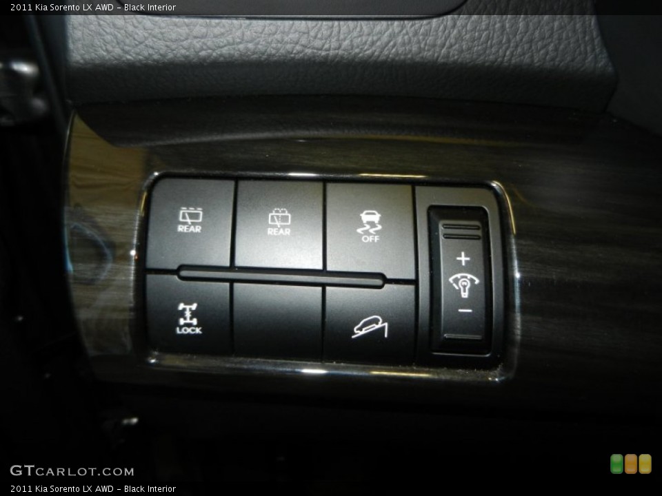 Black Interior Controls for the 2011 Kia Sorento LX AWD #77967231