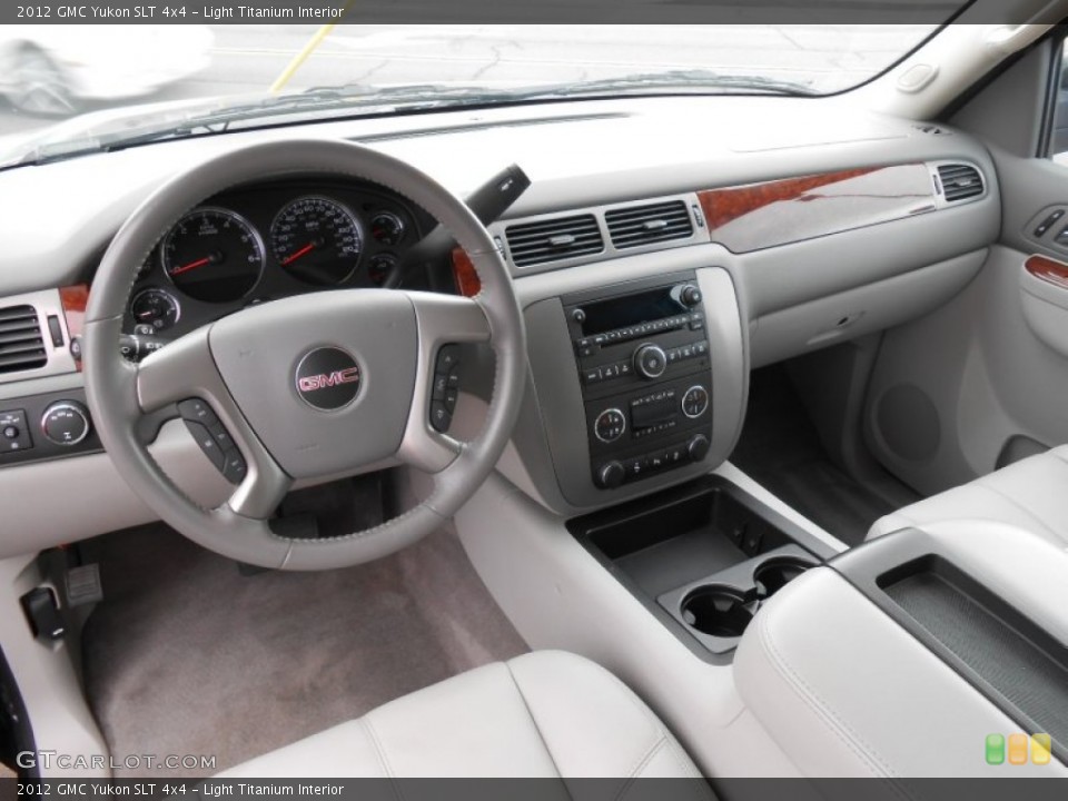 Light Titanium Interior Photo for the 2012 GMC Yukon SLT 4x4 #77976660