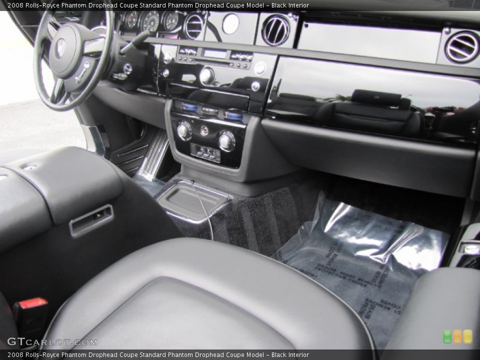 Black Interior Dashboard for the 2008 Rolls-Royce Phantom Drophead Coupe  #77977291