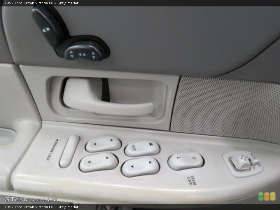 Gray Interior Controls for the 1997 Ford Crown Victoria LX #77977586