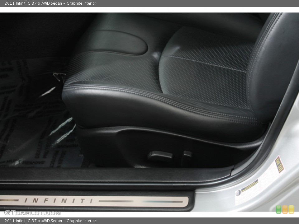 Graphite Interior Front Seat for the 2011 Infiniti G 37 x AWD Sedan #77982258