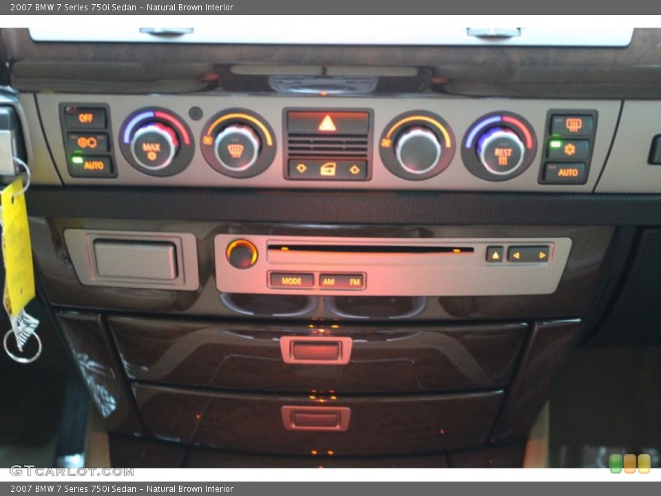 Natural Brown Interior Controls for the 2007 BMW 7 Series 750i Sedan #77994409