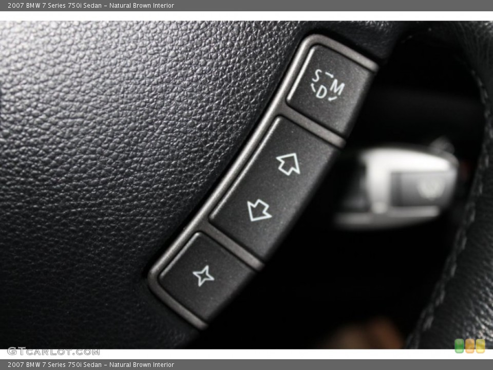 Natural Brown Interior Controls for the 2007 BMW 7 Series 750i Sedan #77994488