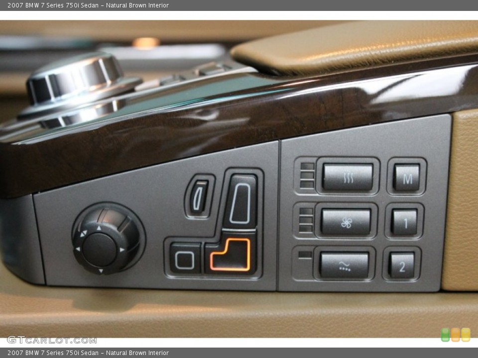 Natural Brown Interior Controls for the 2007 BMW 7 Series 750i Sedan #77994623